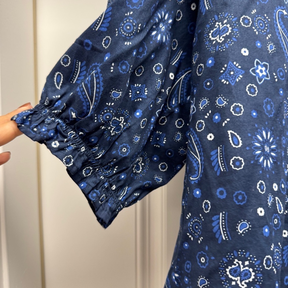 Xirena Blue Paisley Elbow Length Blouse Top - Picture 4 of 10